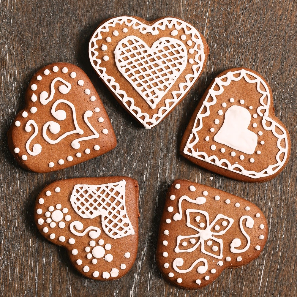 German-heart-biscuits-WEB.jpg