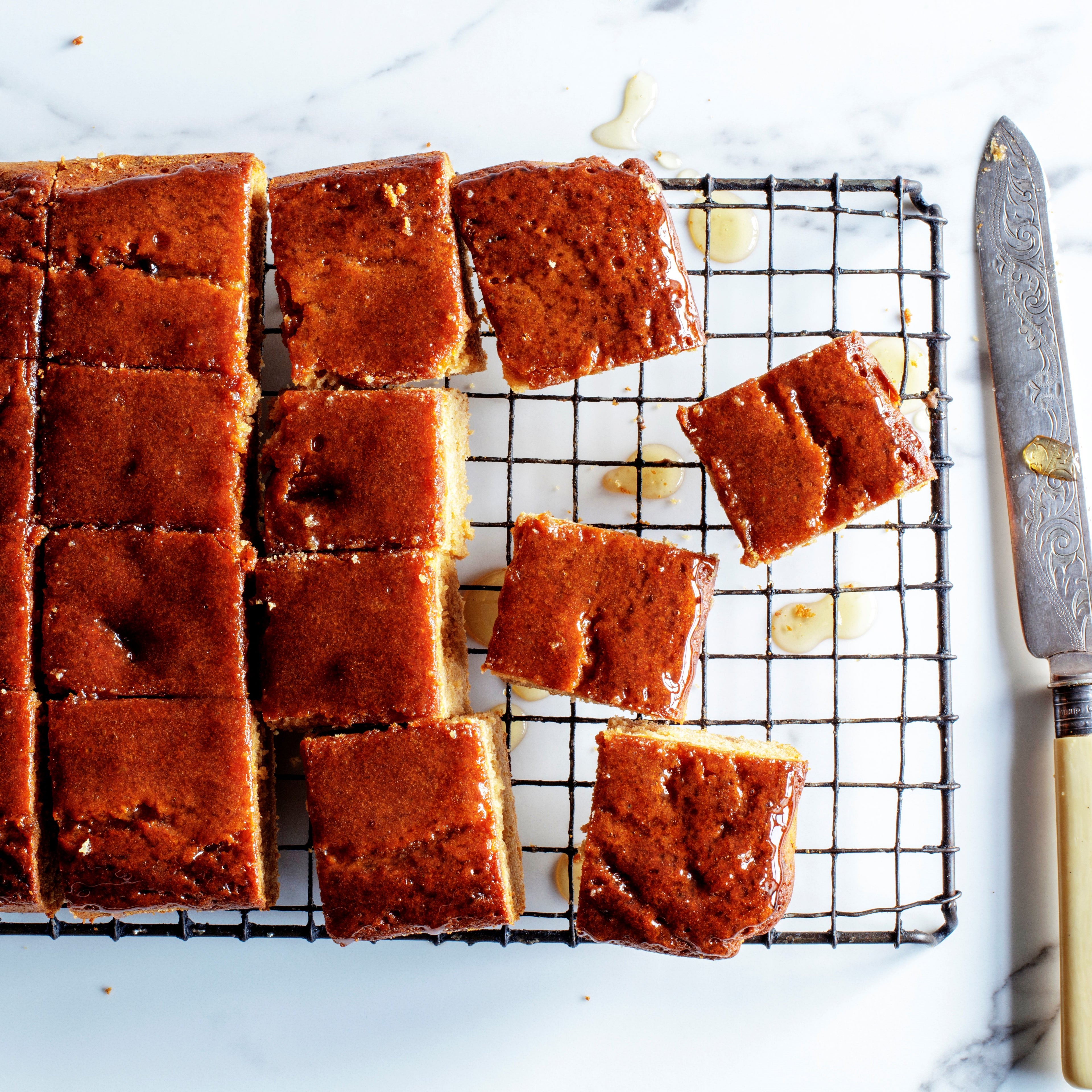 billington-s-honey-stem-ginger-traybake-web.jpg