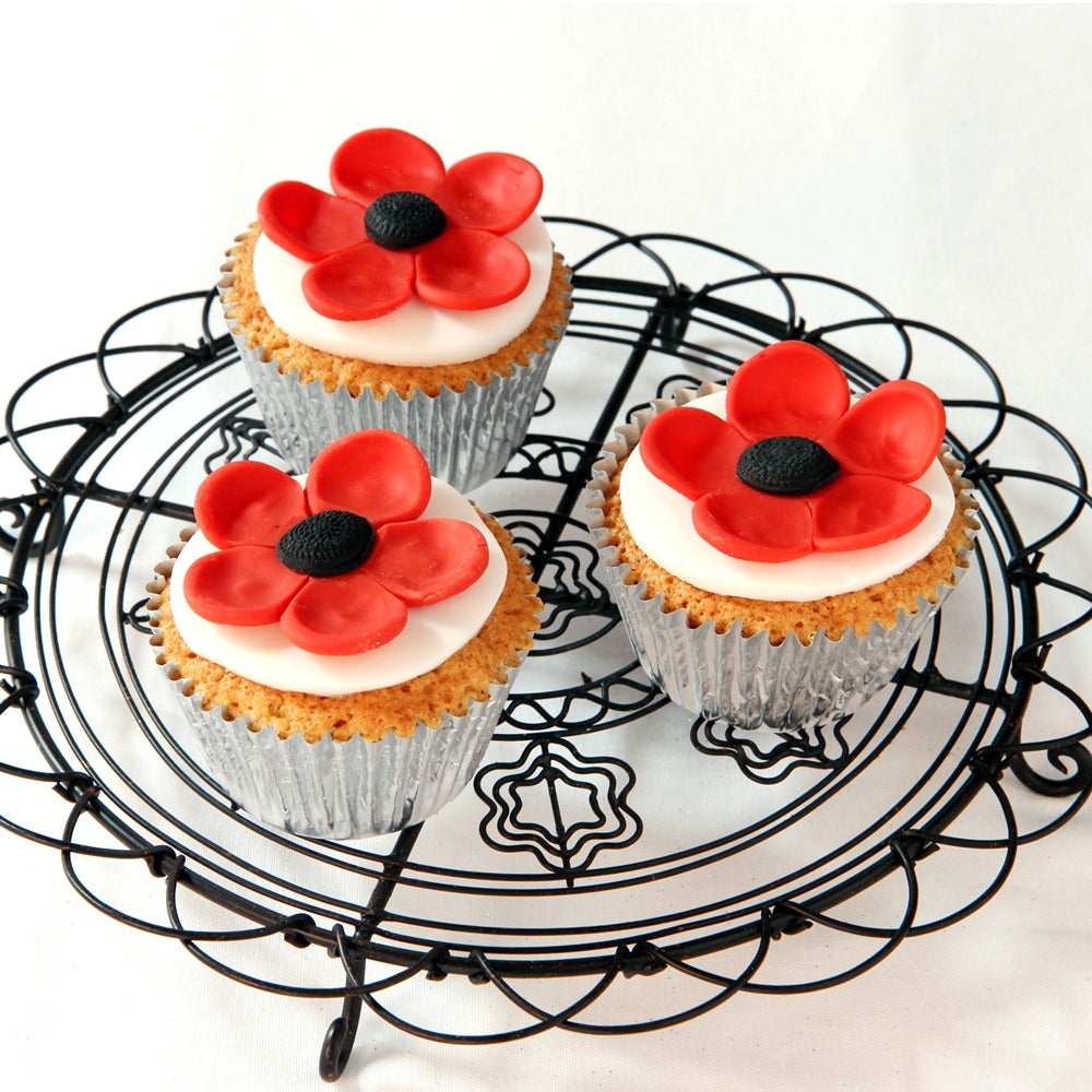 1-Poppy-cupcakes-web.jpg