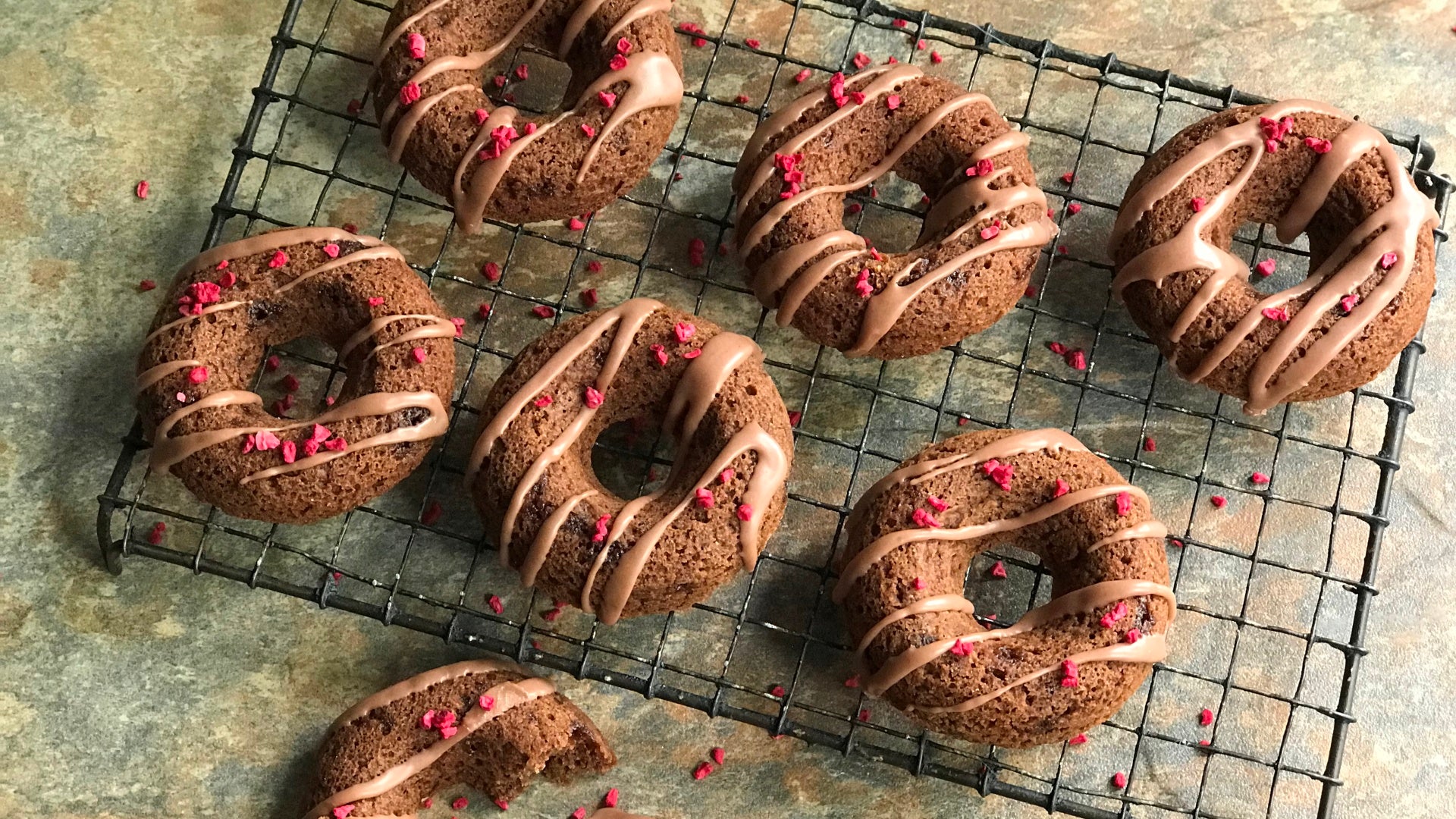 Chocolate-Vegan-GF-Doughnuts_HEADER.jpg
