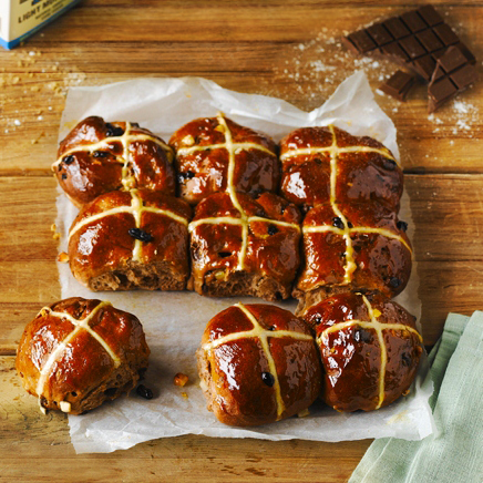Chocolate-hot-cross-buns.png