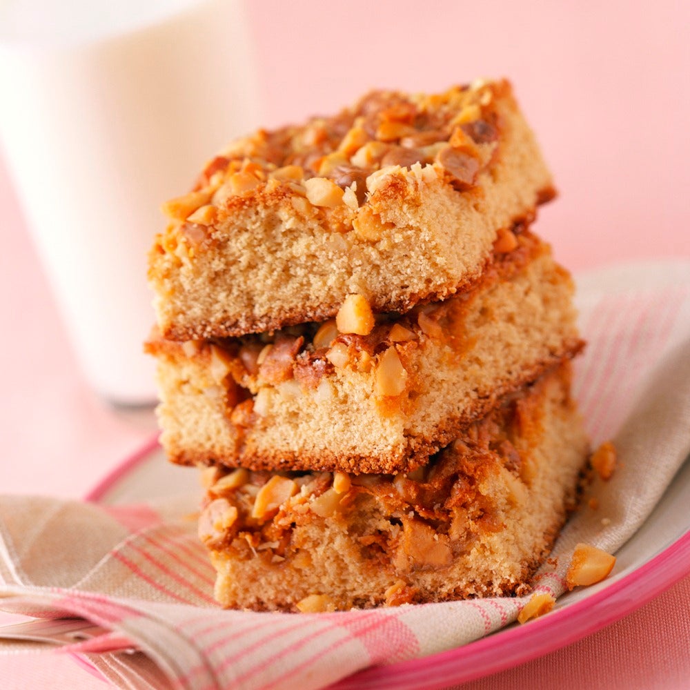 Armenian nutmeg cake