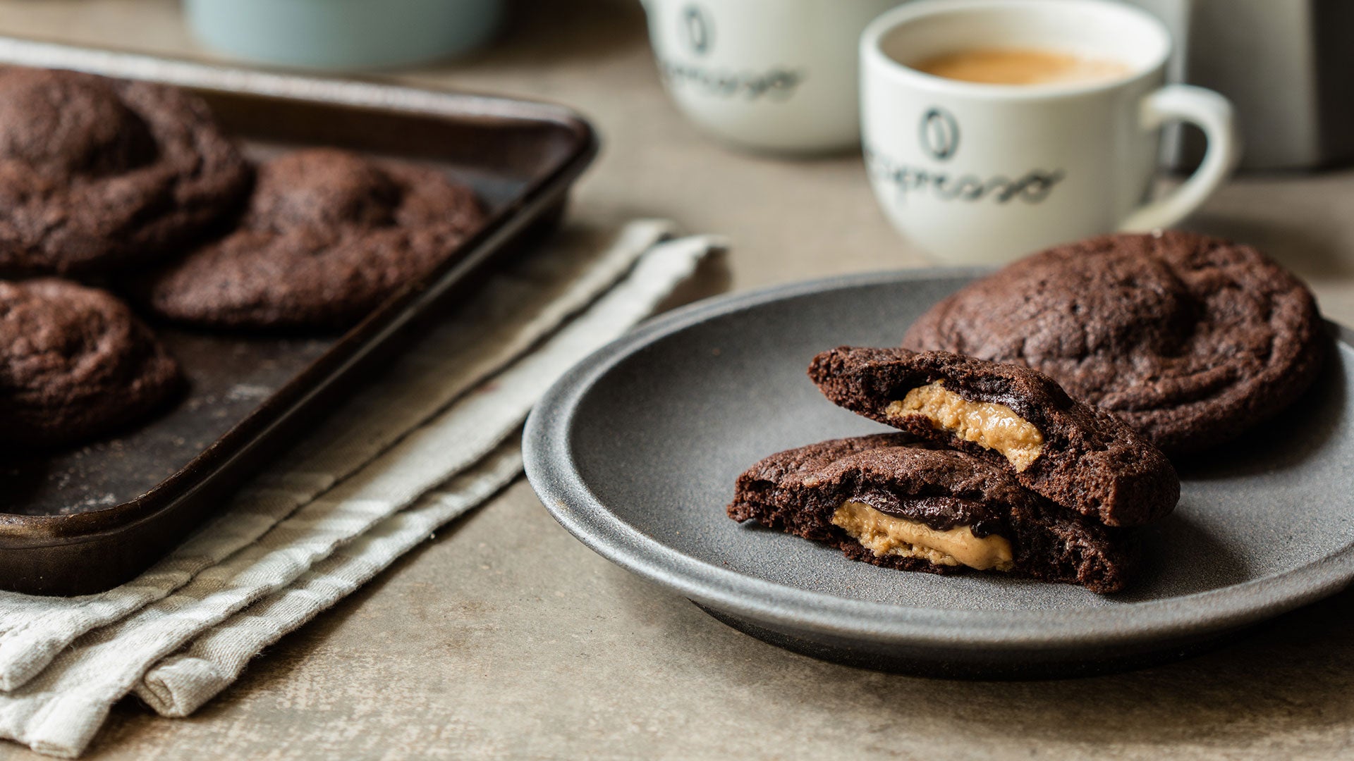 Chocolate-Peanut-Butter-Stuffed-Cookies_Header.jpg