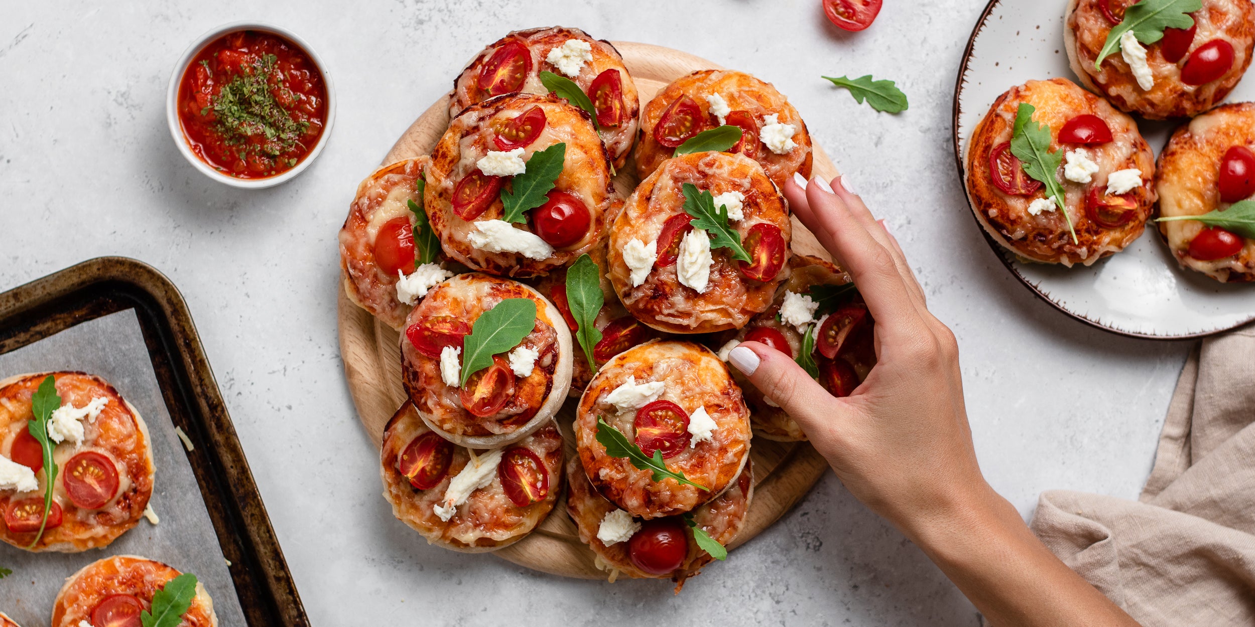 Mini Cheese & Tomato Pizzas