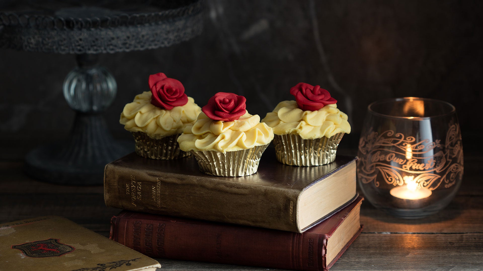 Rose-Cupcakes_Header.jpg