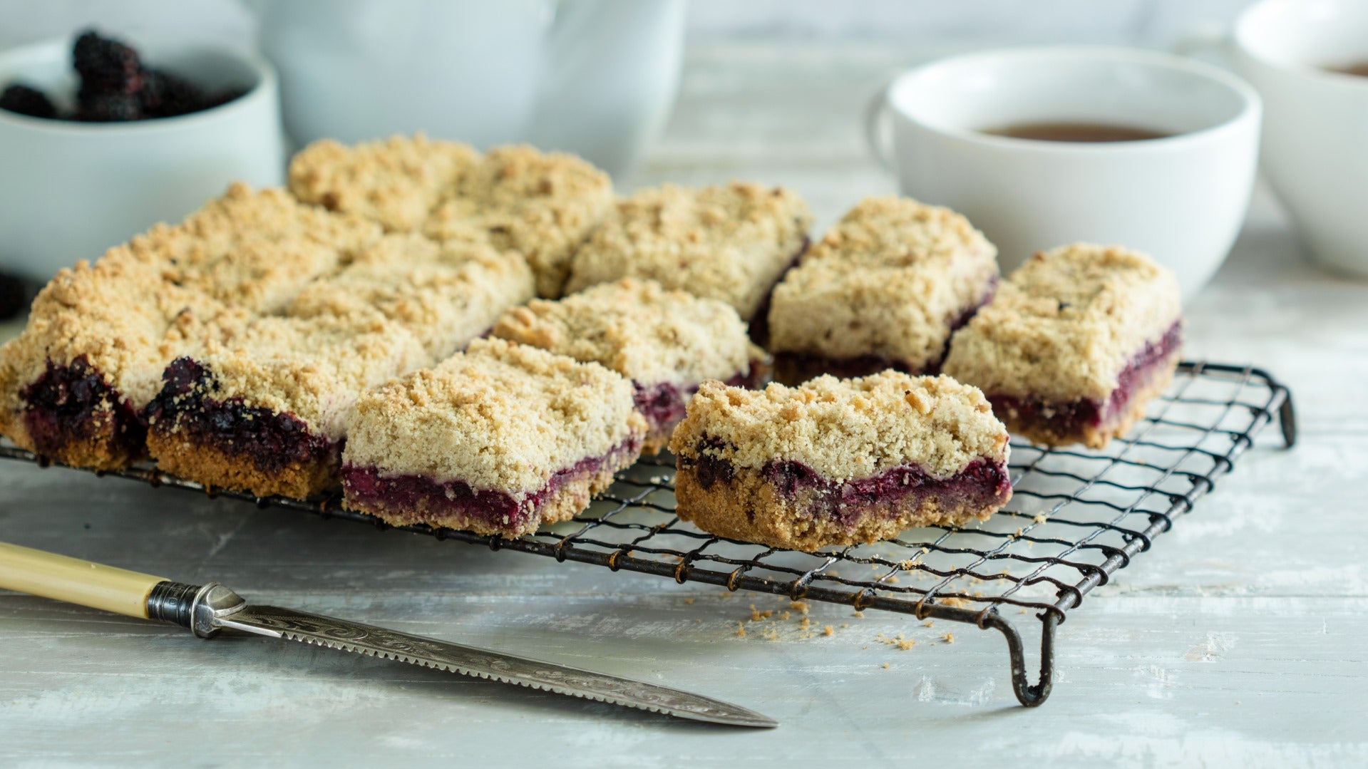 Blackberry-Crumble-Slice_HEADER.jpg