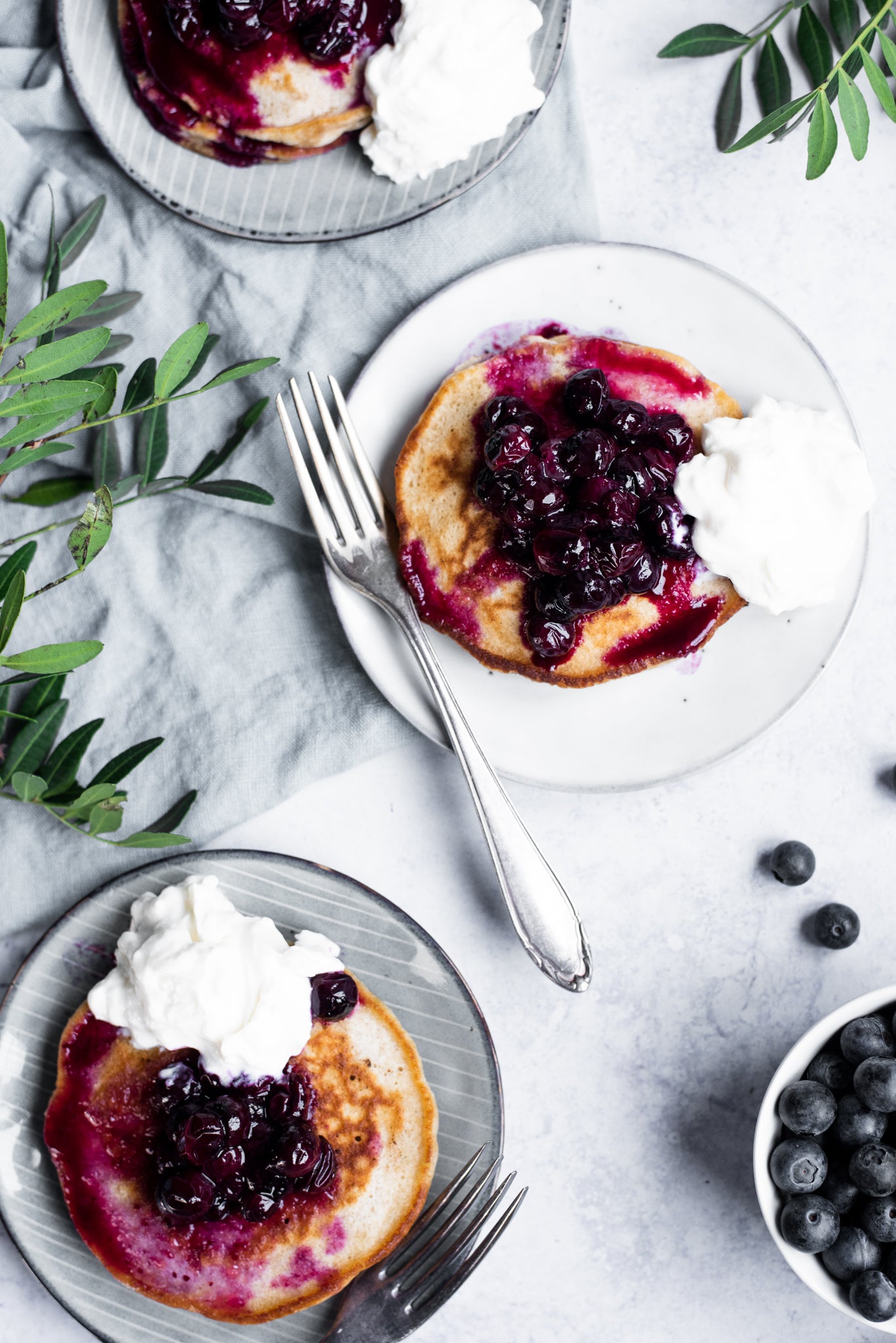 Cinnamon-Pancakes-With-Blueberry-Sauce-WEB-9.jpg