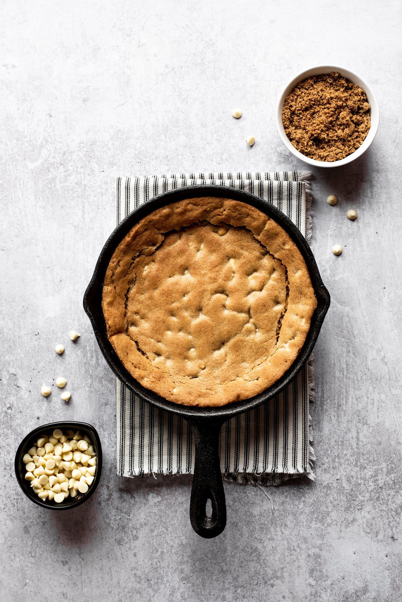 Chocolate-Chip-Skillet-Cookie-WEB-RES-1.jpg