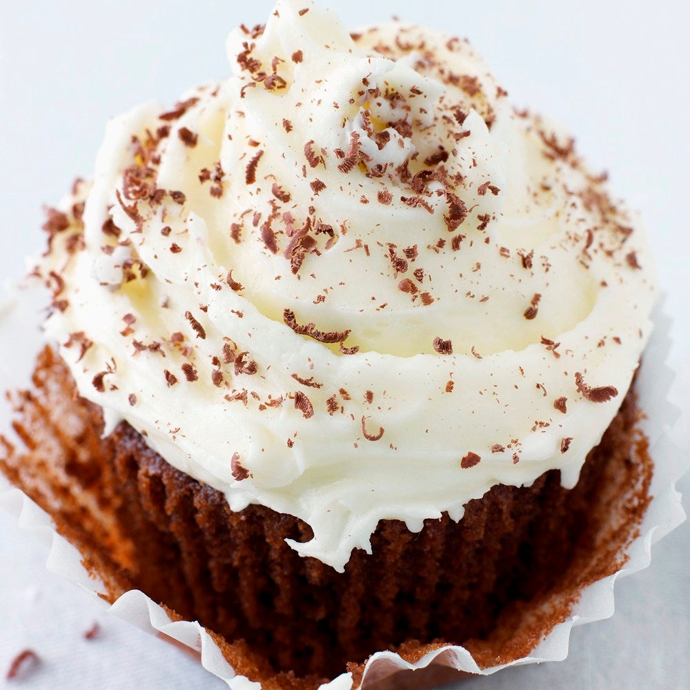 1-Irish-cream-liquer-topped-cupcakes-web.jpg