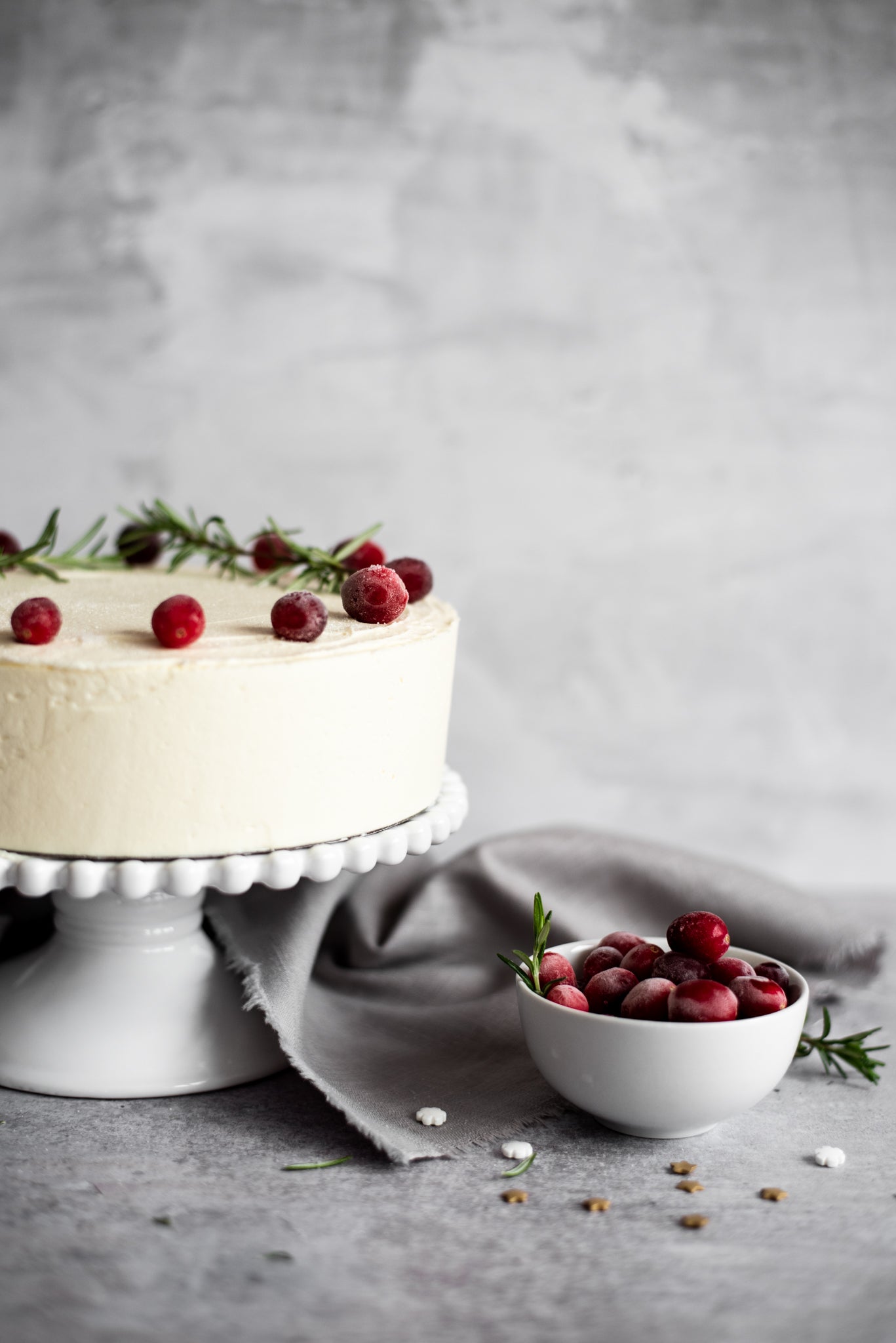 Snowy-White-Christmas-Cake-WEB-RES-3.jpg