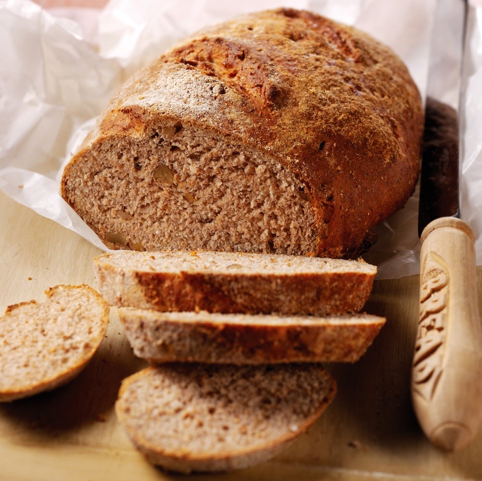 Chunky walnut bread