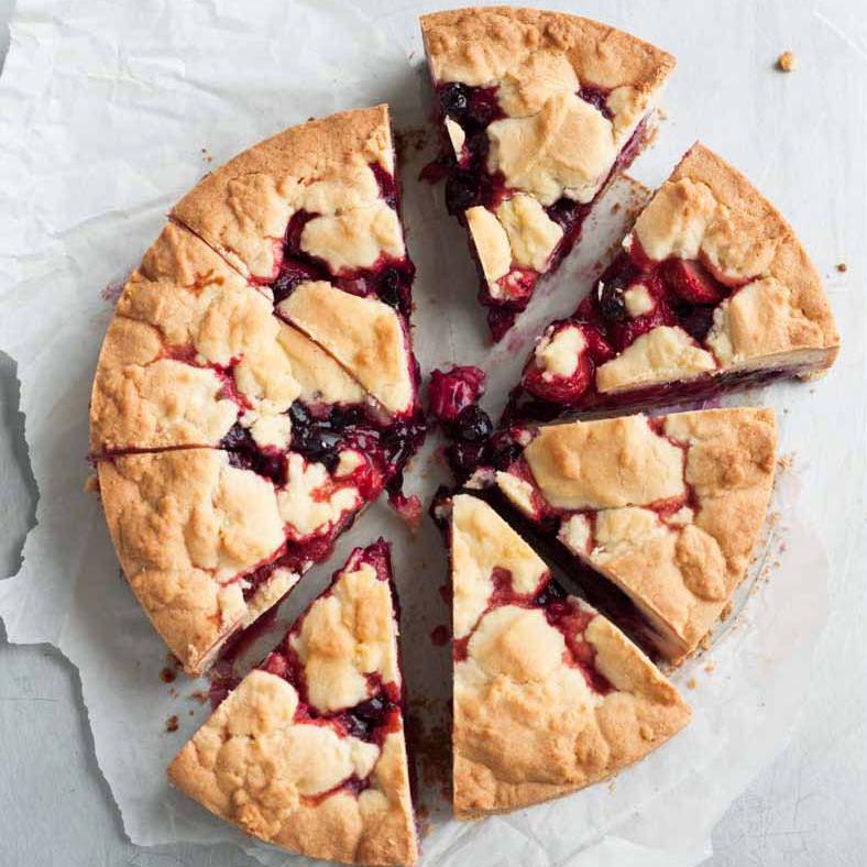 Rhubarb, blueberry and strawberry shortcake pie