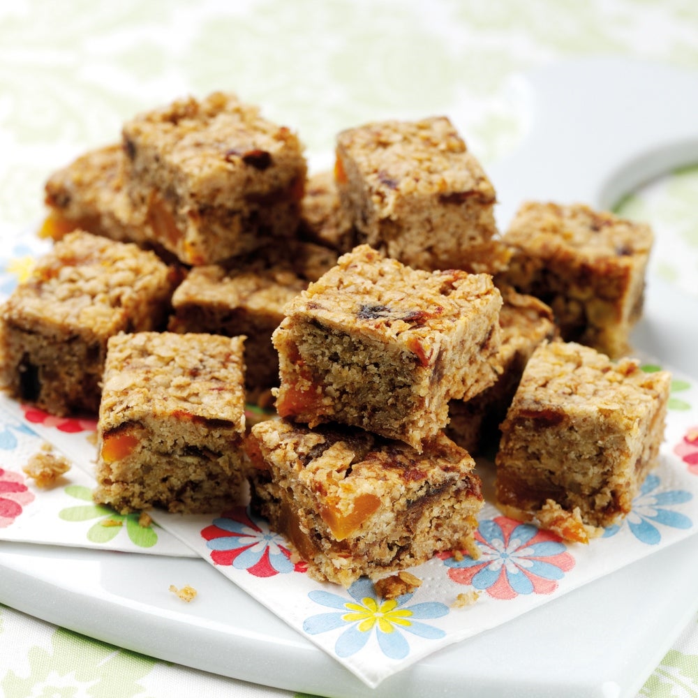1-low-calorie-mini-apple-flapjacks.jpg