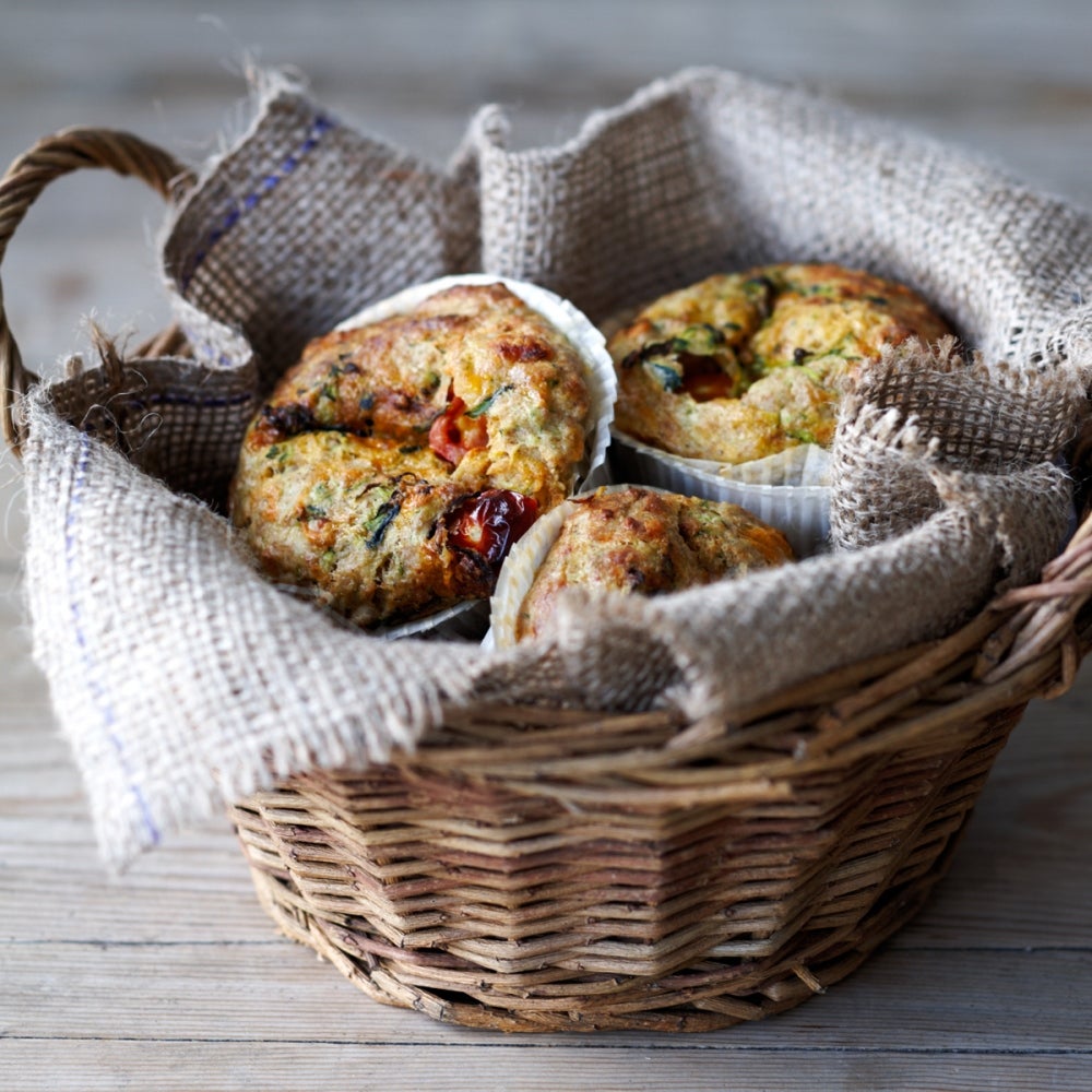 Cheese, tomato and courgette muffins