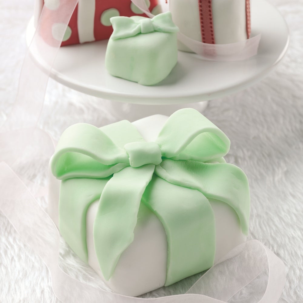 Christmas Cake Parcels