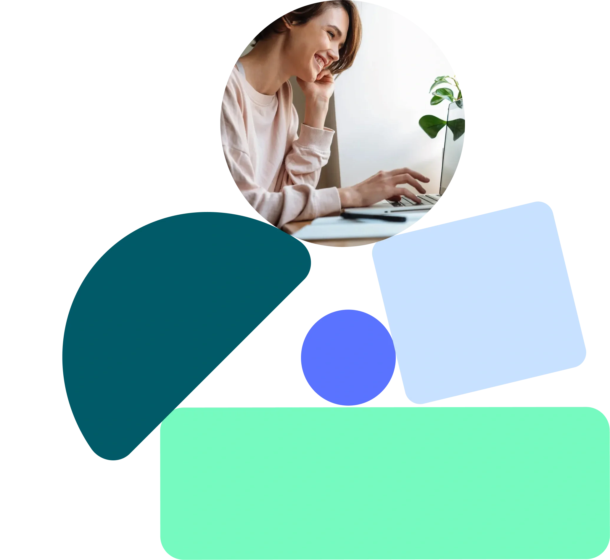 Une femme souriant et regardant un ordinateur portable, entourée de formes abstraites et colorées.