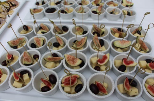 Käsewürfel mit Feige und Traube Käsewürfel mit Feige und Traube