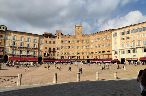 Piazza del campo in Siena Piazza del campo in Siena
