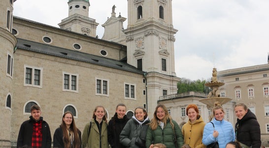 Gruppenfoto 5. Klasse Gruppenfoto 5. Klasse