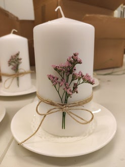 Kerze mit Blüte Kerze mit Blüte