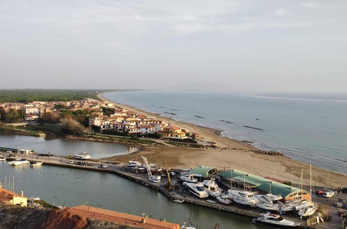 Blick auf den Hafen und das Meer Blick auf den Hafen und das Meer