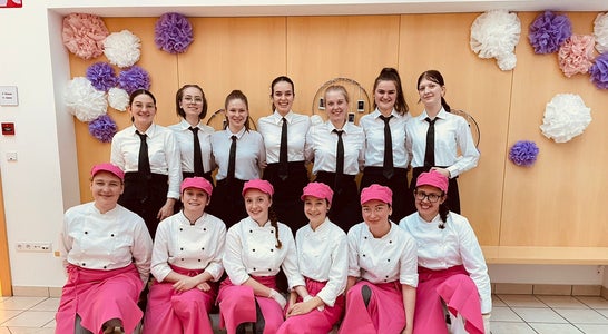 Gruppenfoto der 4. Klasse Gruppenfoto der 4. Klasse