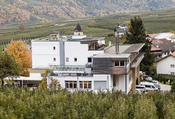 Scuola professionale per l'economia domestica e agroalimentare Corces Scuola professionale per l'economia domestica e agroalimentare Corces