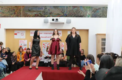 Modenschau Modenschau