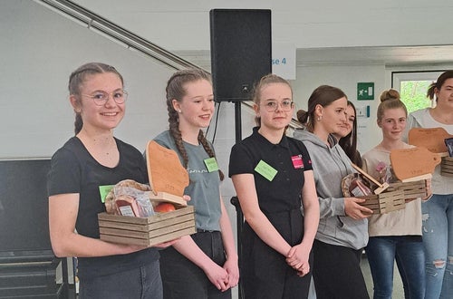 Teamfoto der 3. Platzierten Teamfoto der 3. Platzierten