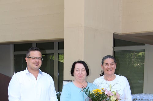 Ehrung von Mitarbeiterin Ehrung von Mitarbeiterin