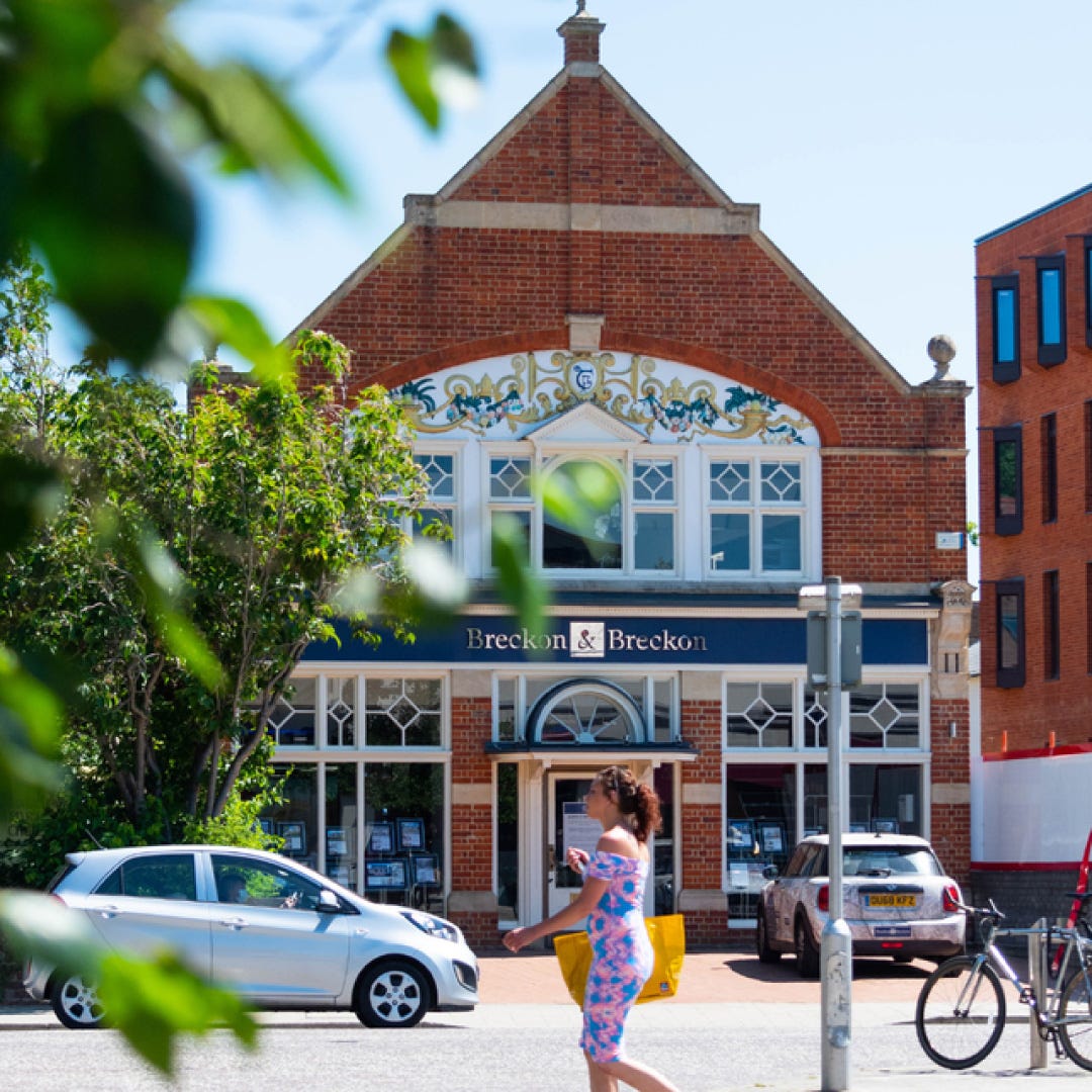 selling land in oxford