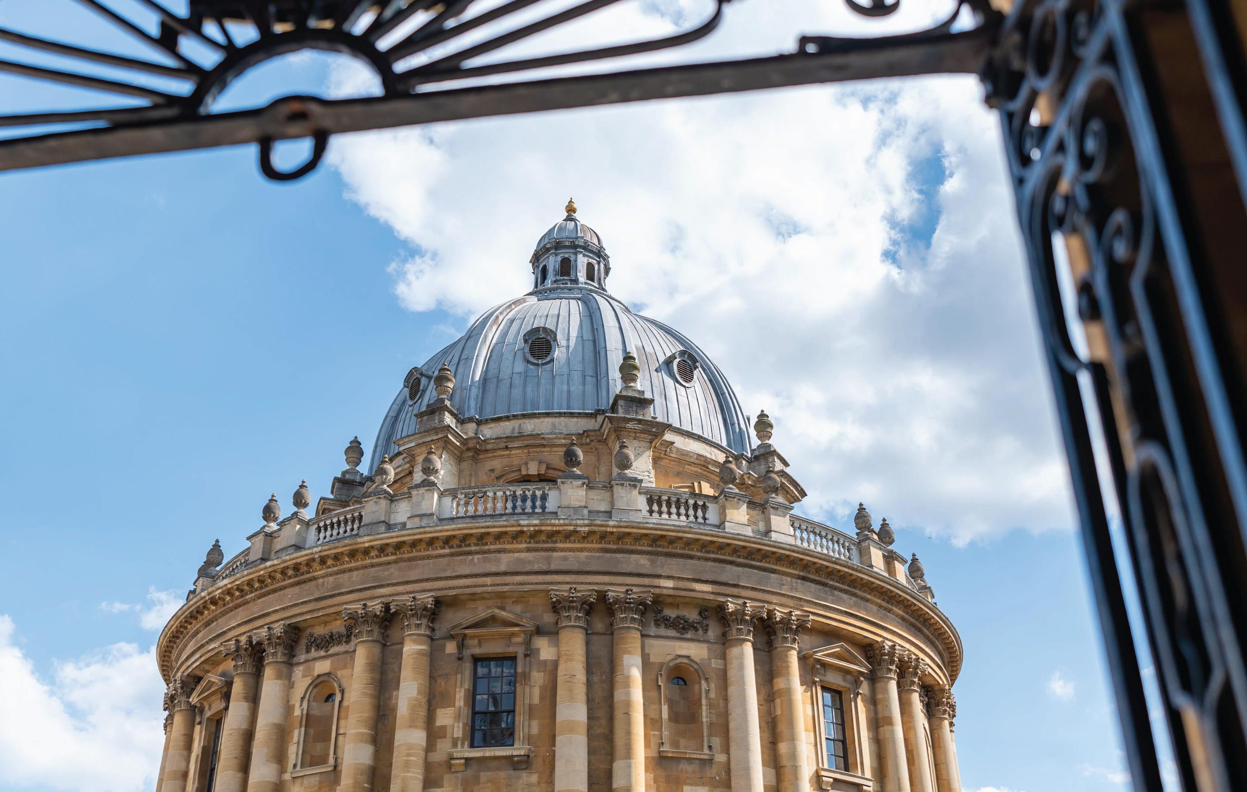 oxfordshire estate agent radcliffe camera oxford hero image