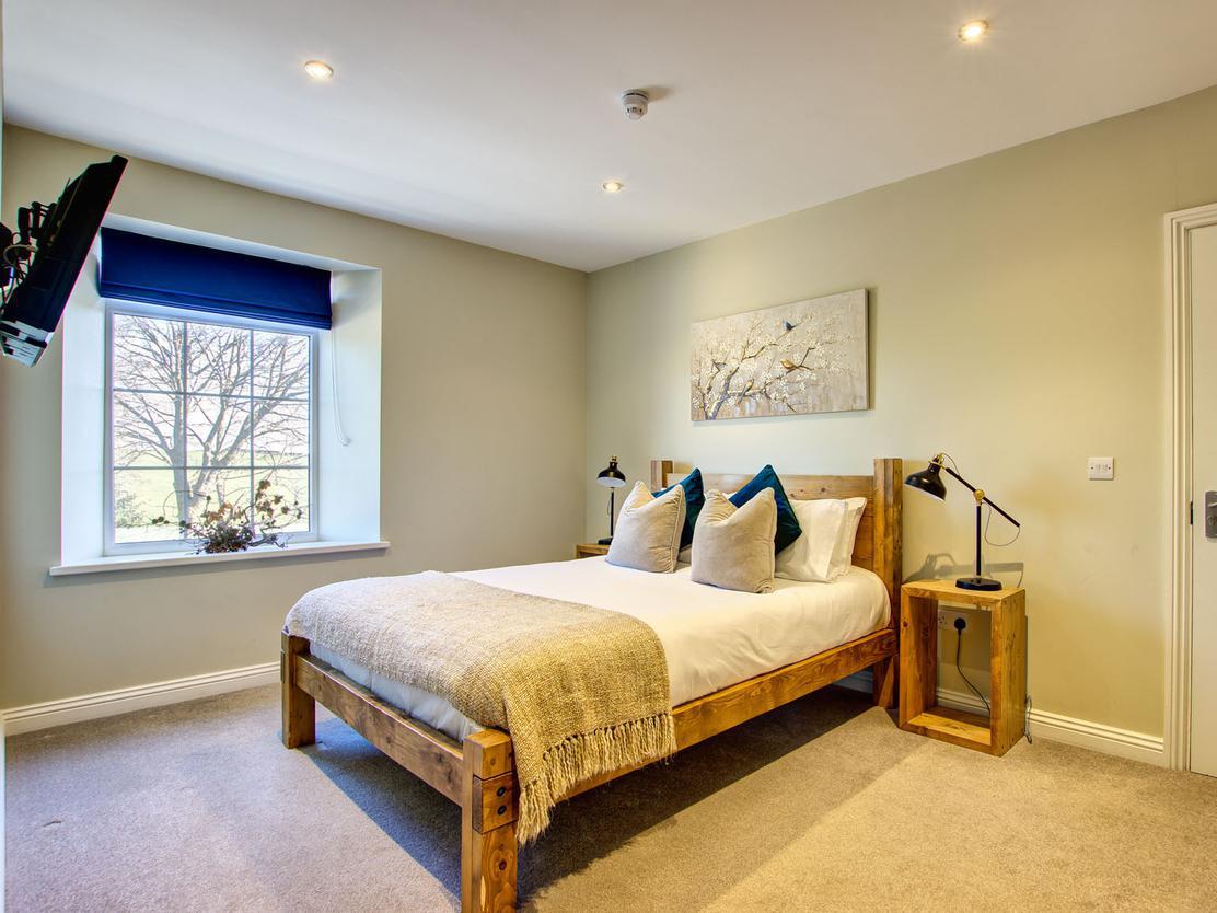 property image-14
