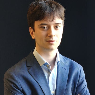 Néstor López