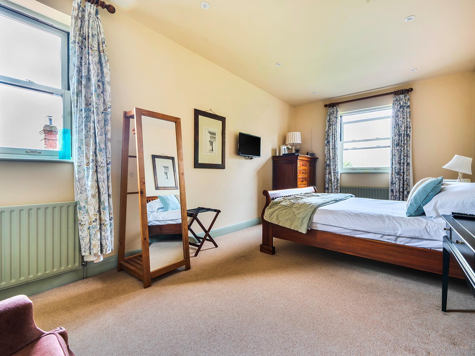 property image-10