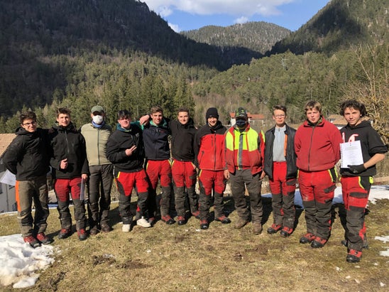 Classe III corso motosega: fine corso con attestato Classe III corso motosega: fine corso con attestato