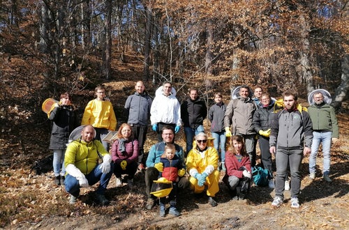 FC: corso apicoltori - foto di gruppo senza i DPI FC: corso apicoltori - foto di gruppo senza i DPI