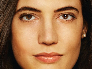 Nahaufnahme des Gesichts einer Frau Nahaufnahme des Gesichts einer Frau