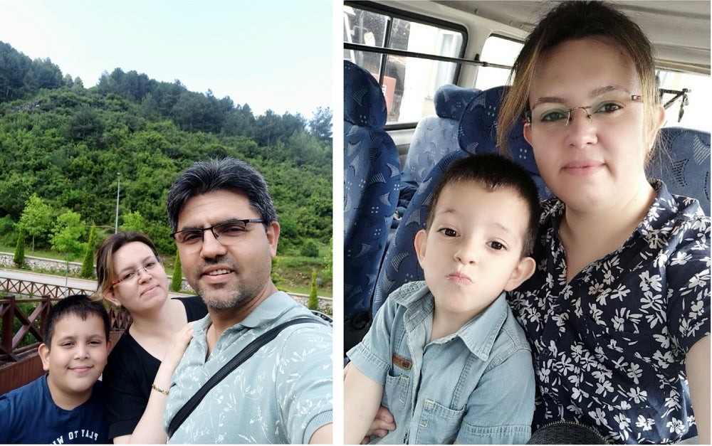 Auf dem linken Bild sieht man Özgül (Mitte) mit einem Mann (rechts) und einem Kind (links), im Hintergrund ist ein Wald zu sehen. Auf dem rechten Bild sieht man Özgül (rechts) mit einem Kind (links) im Bus. 