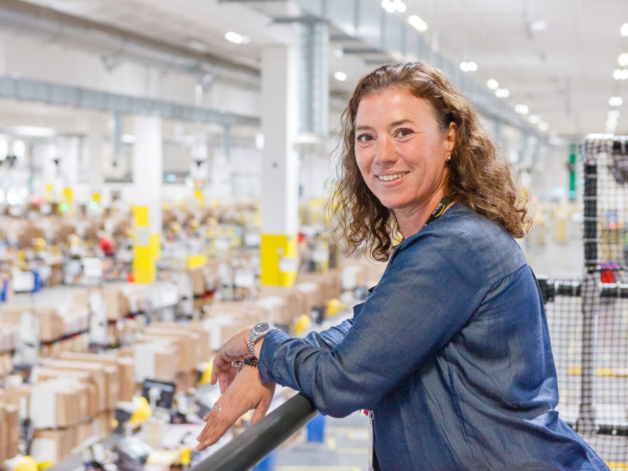 Nicole Roelvink-Hamann leitet das Gesundheitsmanagement bei Amazon; Foto: Sir Richard Picture/Amazon Nicole Roelvink-Hamann leitet das Gesundheitsmanagement bei Amazon; Foto: Sir Richard Picture/Amazon