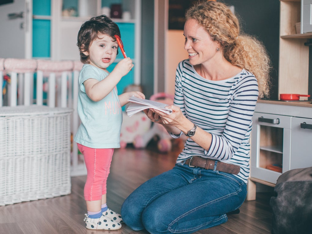 Jennifer zusammen mit Sofia, die im Alter von sechs Monaten eine Stammzellspende erhalten hat und heute ein gesundes und glückliches Kind ist Jennifer zusammen mit Sofia, die im Alter von sechs Monaten eine Stammzellspende erhalten hat und heute ein gesundes und glückliches Kind ist