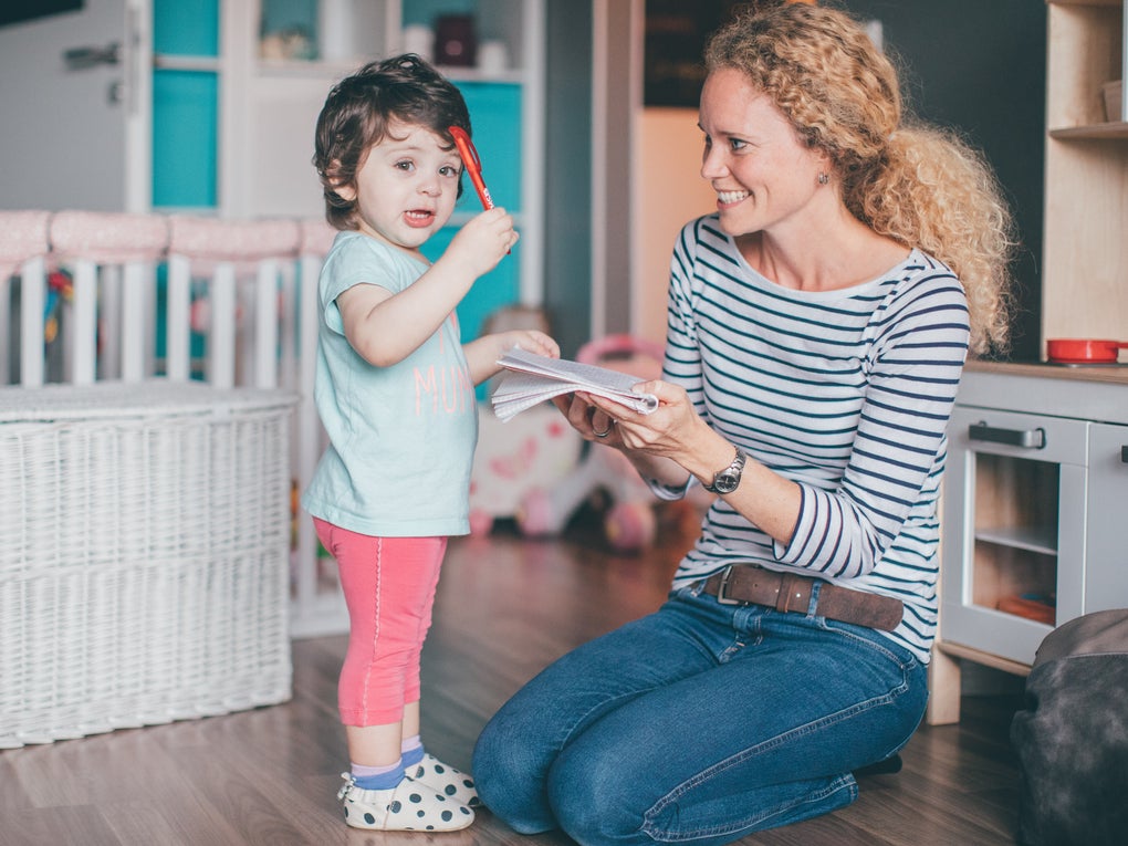 Jennifer zusammen mit Sofia, die im Alter von sechs Monaten eine Stammzellspende erhalten hat und heute ein gesundes und glückliches Kind ist Jennifer zusammen mit Sofia, die im Alter von sechs Monaten eine Stammzellspende erhalten hat und heute ein gesundes und glückliches Kind ist
