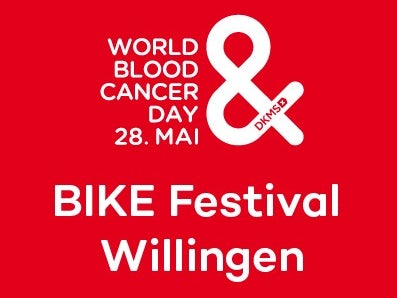 Rotes DKMS-Motiv mit weißem Text: „World Blood Cancer Day 28. Mai“ neben dem weißen &-Symbol mit DKMS-Schriftzug. Darunter steht: „BIKE Festival Willingen“. Rotes DKMS-Motiv mit weißem Text: „World Blood Cancer Day 28. Mai“ neben dem weißen &-Symbol mit DKMS-Schriftzug. Darunter steht: „BIKE Festival Willingen“.