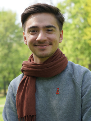 Schauspieler Ivo Kortlang engagiert sich als Unterstützer für die DKMS