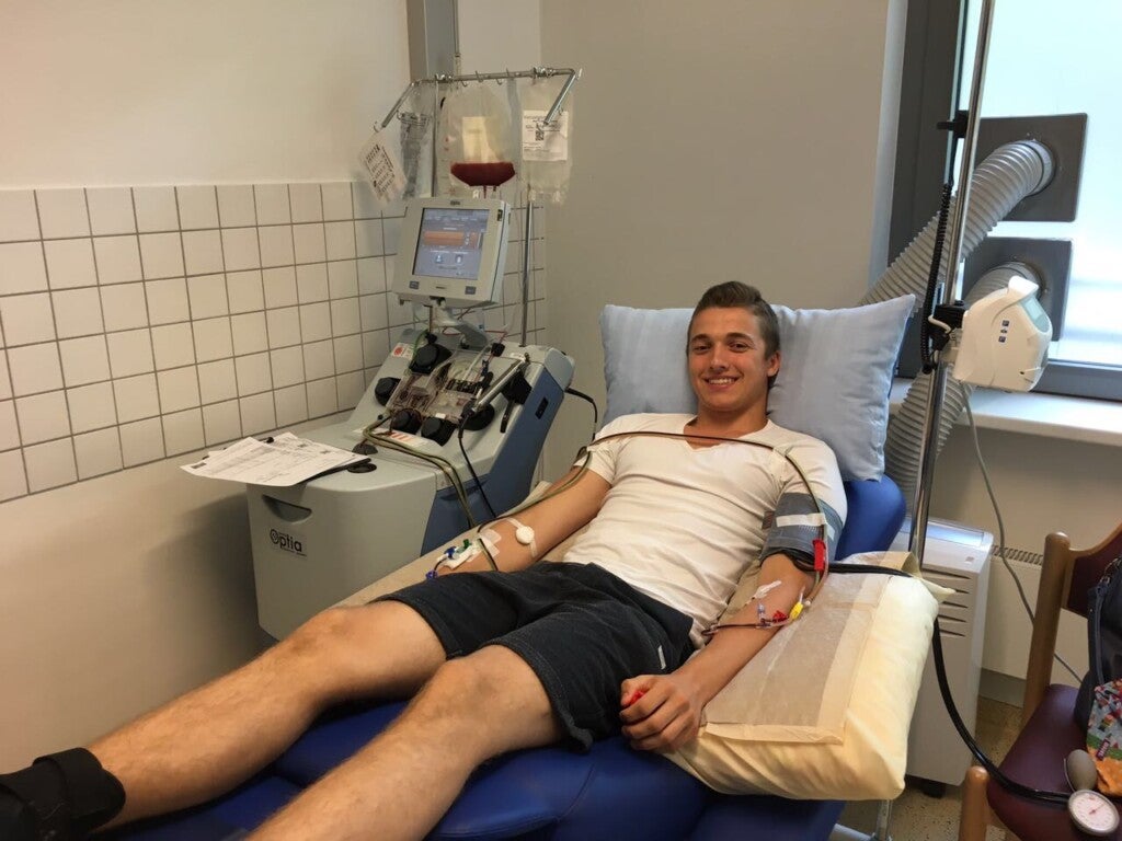 Falk bei der Stammzellentnahme Falk bei der Stammzellentnahme