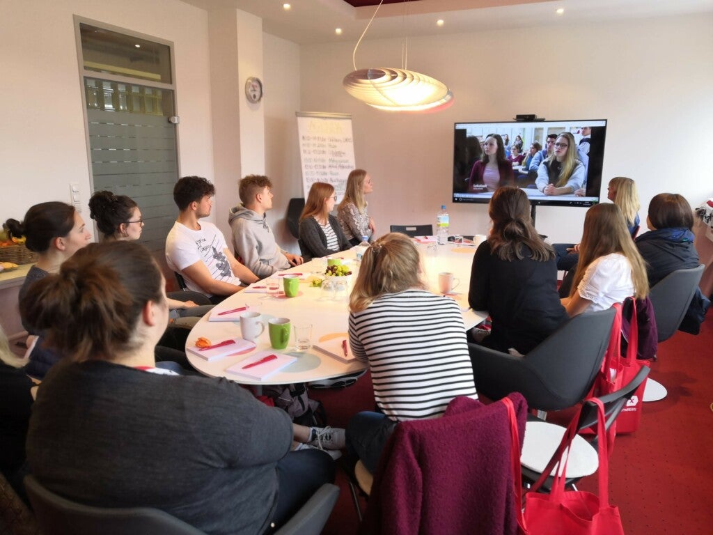Teilnehmer beim Volunteer-Workshop in Köln Teilnehmer beim Volunteer-Workshop in Köln