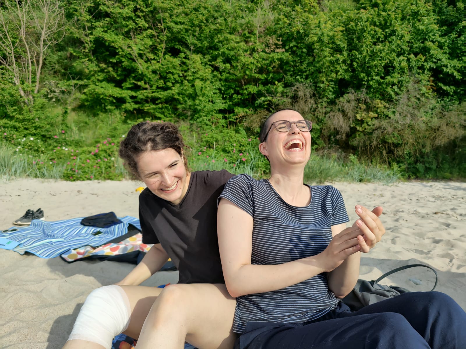 Jana (rechts) mit ihrer Schwester Jana (rechts) mit ihrer Schwester