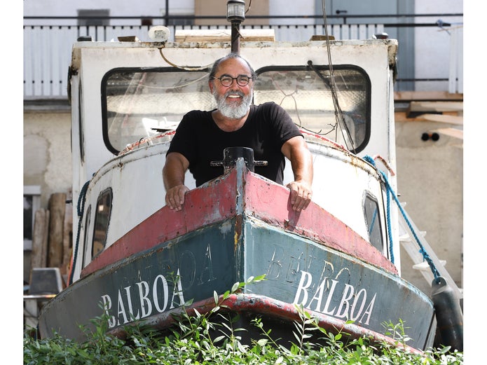 Patient Thomas (62) auf seinem Boot "Balboa".