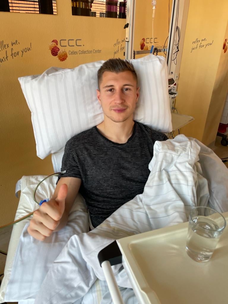 RB Leipzig-Profi Willi Orbán während der Stammzellspende; Credit: Willi Orban RB Leipzig-Profi Willi Orbán während der Stammzellspende; Credit: Willi Orban