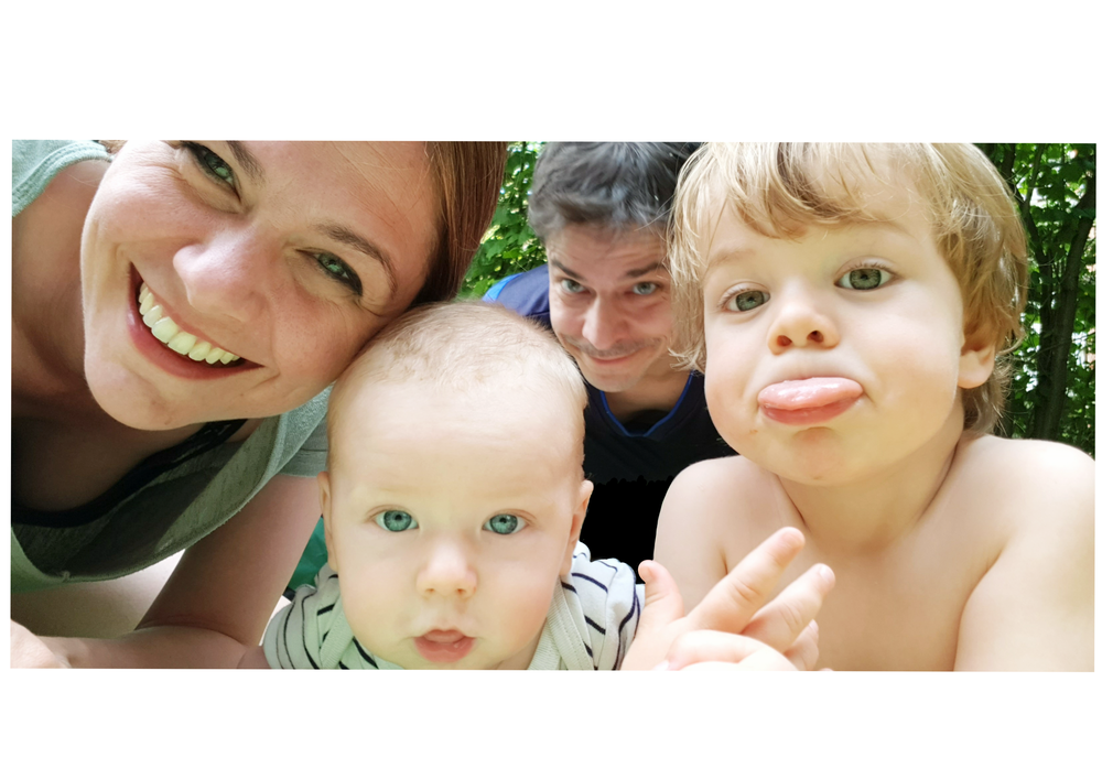 Familienbild von Blutkrebspatient Claas mit Frau und 2 Kindern